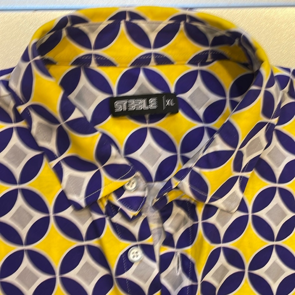 Steele short sleeve button of shirt